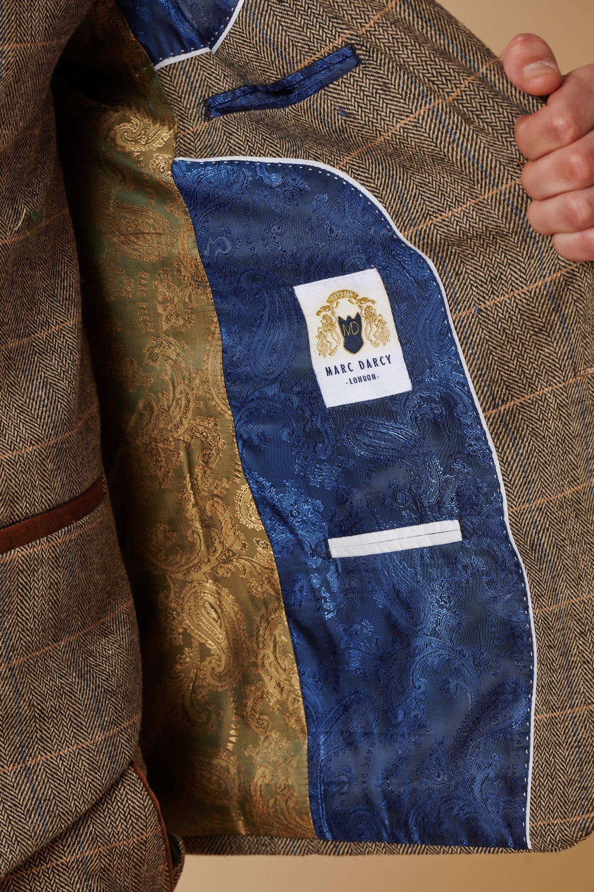 Costume trois pièces pour homme en tweed à chevrons beige et marron à carreaux, coupe ajustée, style classique double