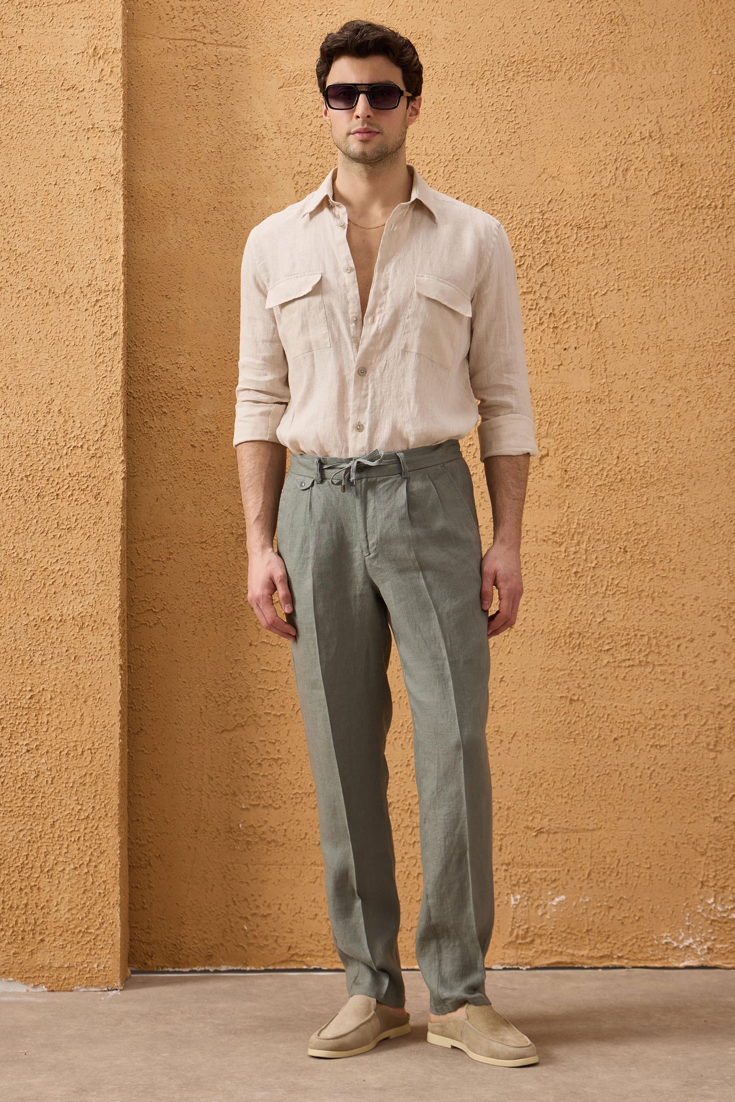 Pantalon homme vert sauge 100 % lin, plissé, à cordon de serrage, coupe droite décontractée