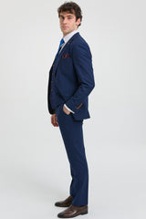 Costume trois pièces bleu marine pour homme, finitions marron, motif œil-de-perdrix classique, style vintage, idéal pour les mariés.