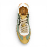 Baskets Aglae 02 pour homme, en cuir vert et beige.