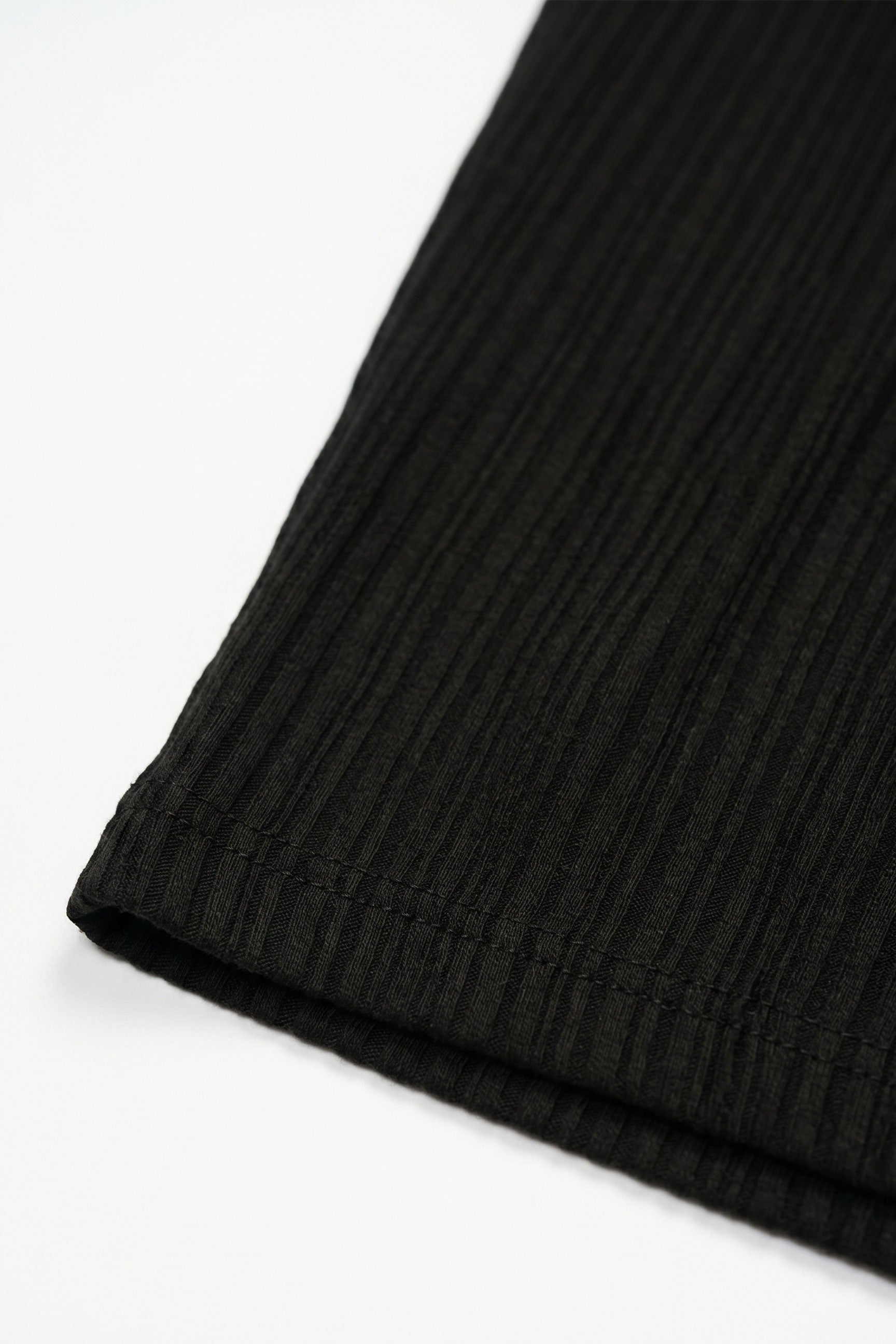 T-shirt classique côtelé noir pour homme