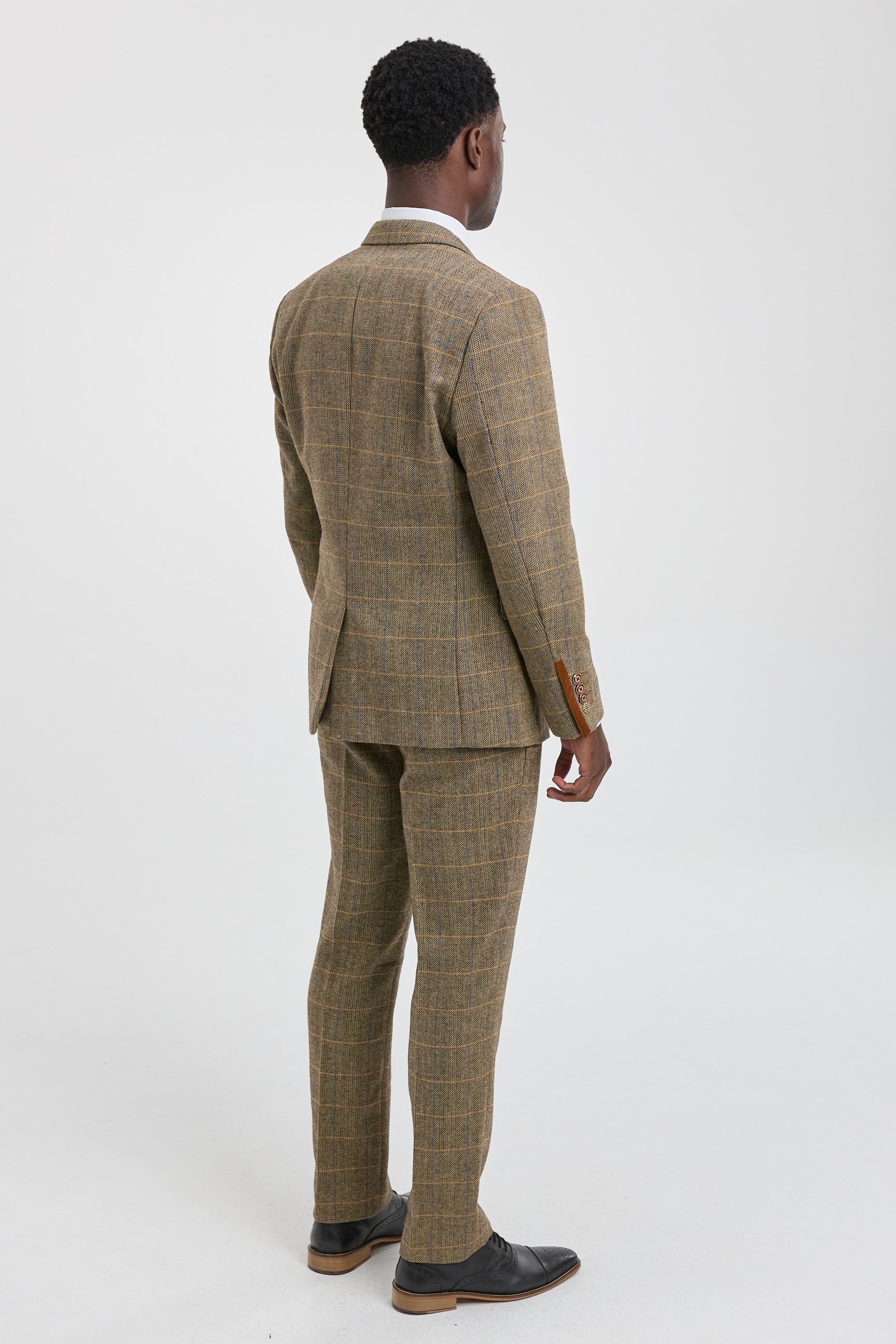 Costume trois pièces pour homme en tweed à chevrons beige et marron à carreaux, coupe ajustée, style classique double