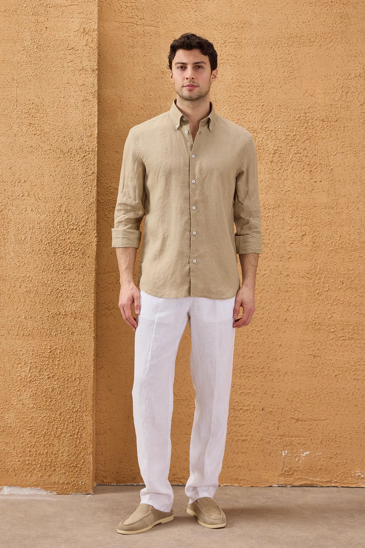Chemise d'été à manches longues en pur lin beige foncé pour homme