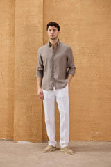 Chemise d'été à manches longues en pur lin marron clair pour homme