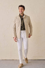 Ensemble veste safari beige en coton mélangé et pantalon blanc pour homme, tenue décontractée élégante