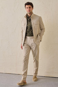 Pantalon beige plissé élégant et décontracté pour homme, coupe classique ajustée