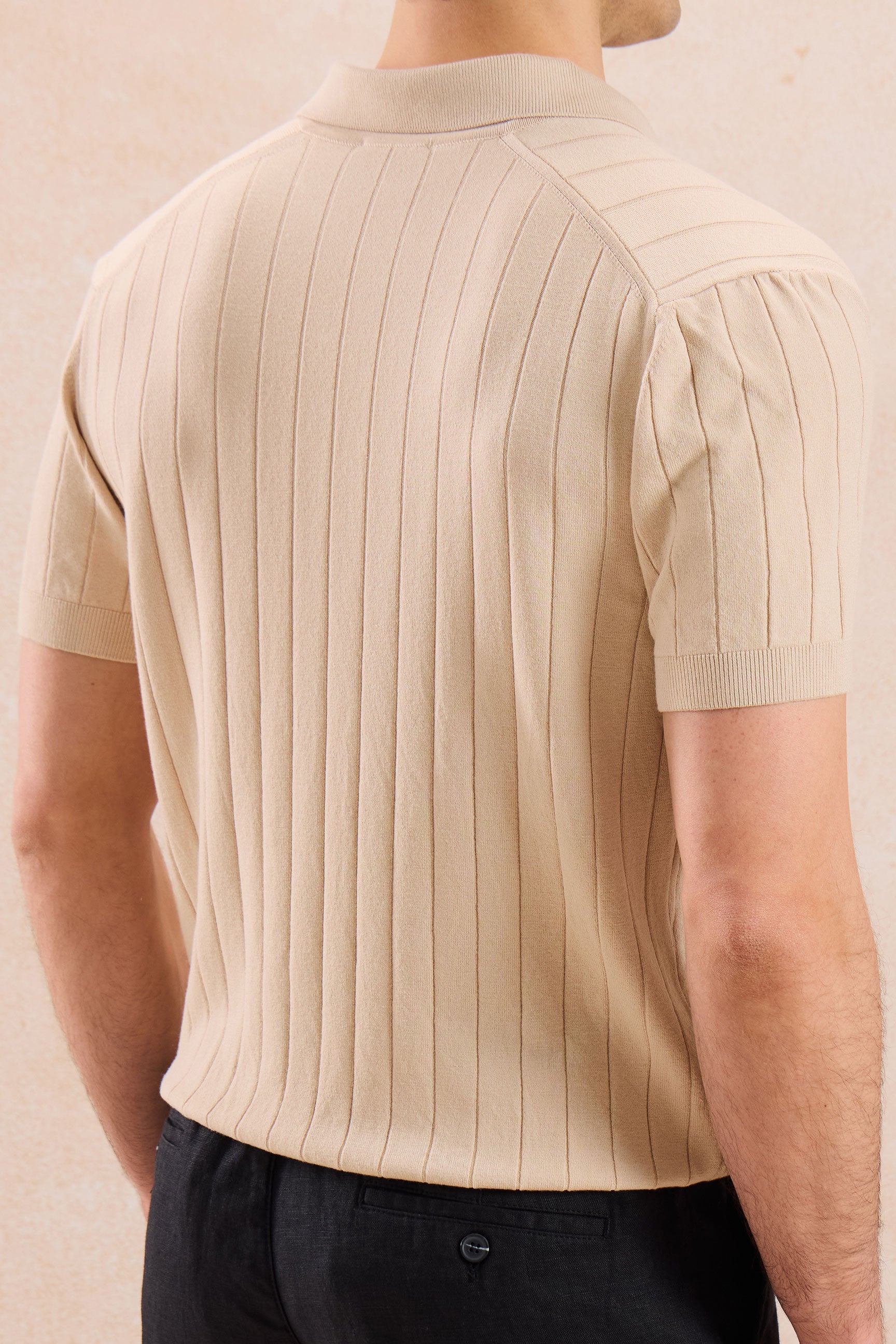 Polo beige côtelé pour homme