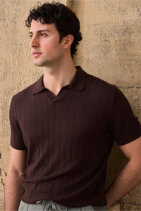 Polo homme marron en maille côtelée