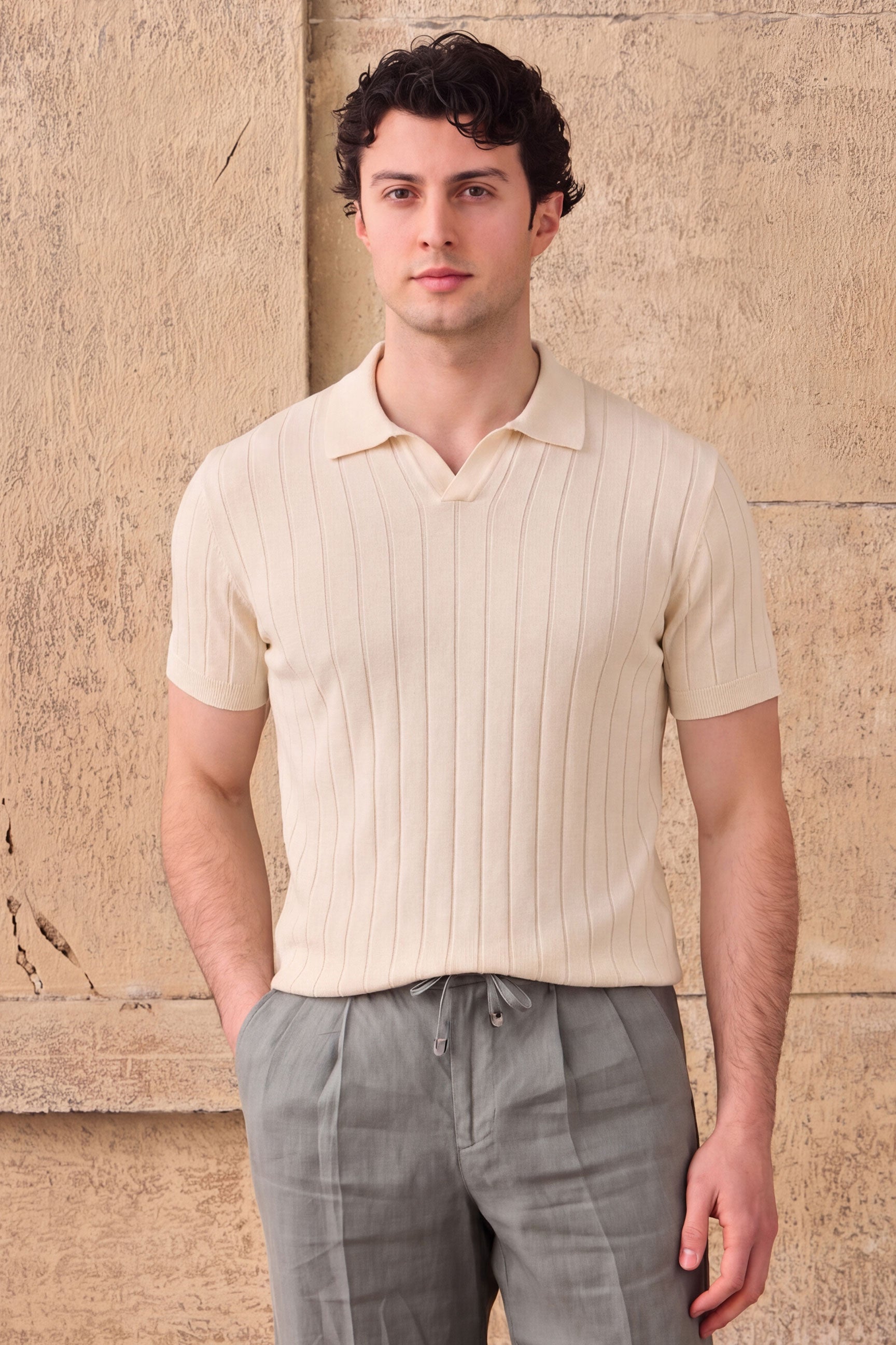 Polo homme crème en maille côtelée