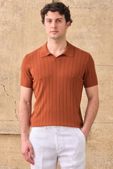 Polo homme en maille côtelée orange rouille