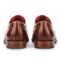 Chaussures Derby Everett pour homme, en cuir marron poli, bout rapporté.