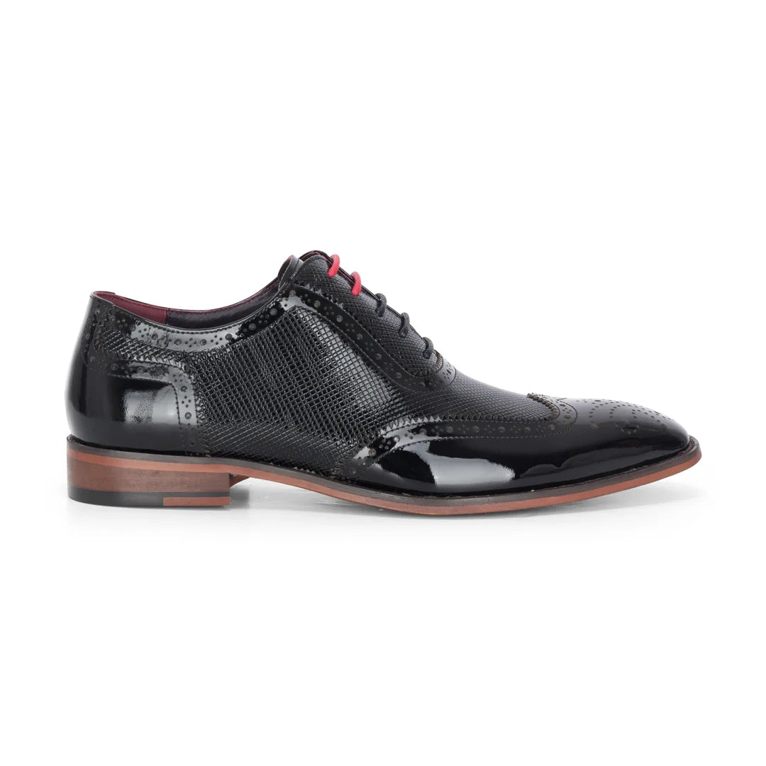 Flynn - Chaussures brogues pour hommes en cuir verni noir