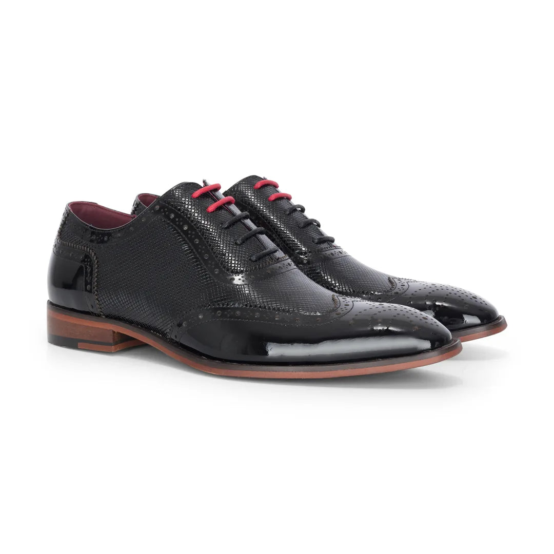 Flynn - Chaussures brogues pour hommes en cuir verni noir