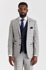 Costume Hugo Grey avec gilet contrastant bleu marine Parker
