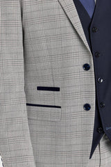 Costume Hugo Grey avec gilet contrastant bleu marine Parker