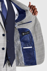 Costume Hugo Grey avec gilet contrastant bleu marine Parker