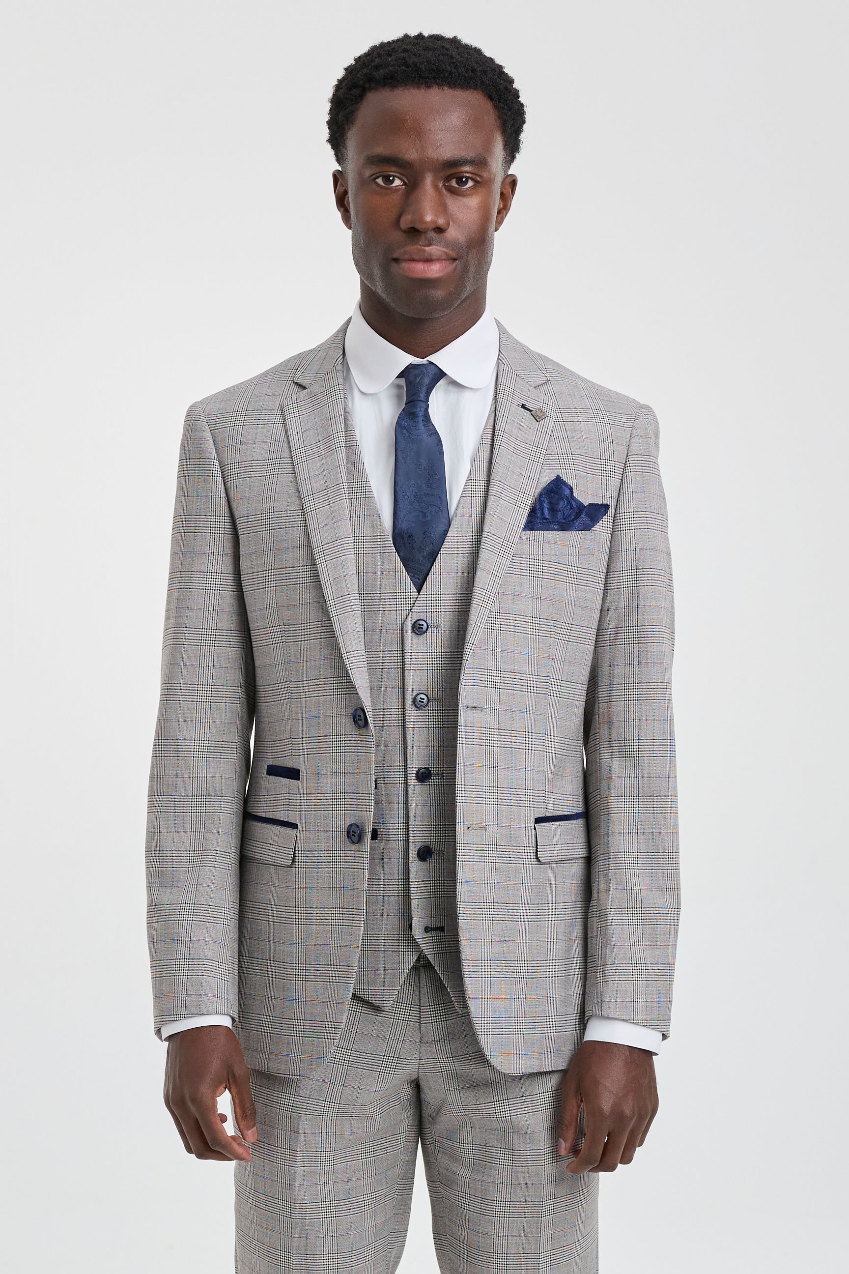 Costume trois pièces Hugo pour homme, gris clair, à carreaux bleu marine et finitions en velours