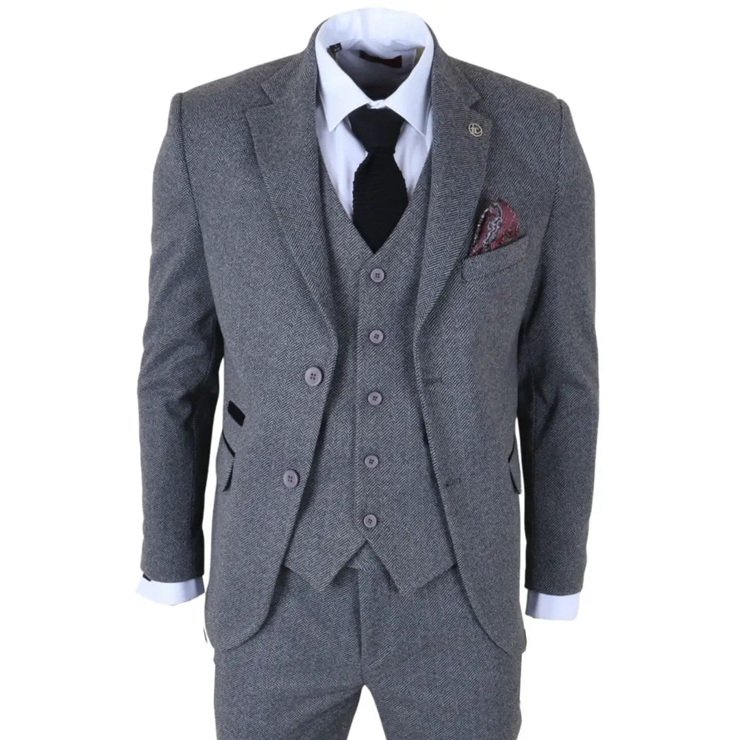 IM41 - Costume trois pièces en tweed gris à chevrons pour homme