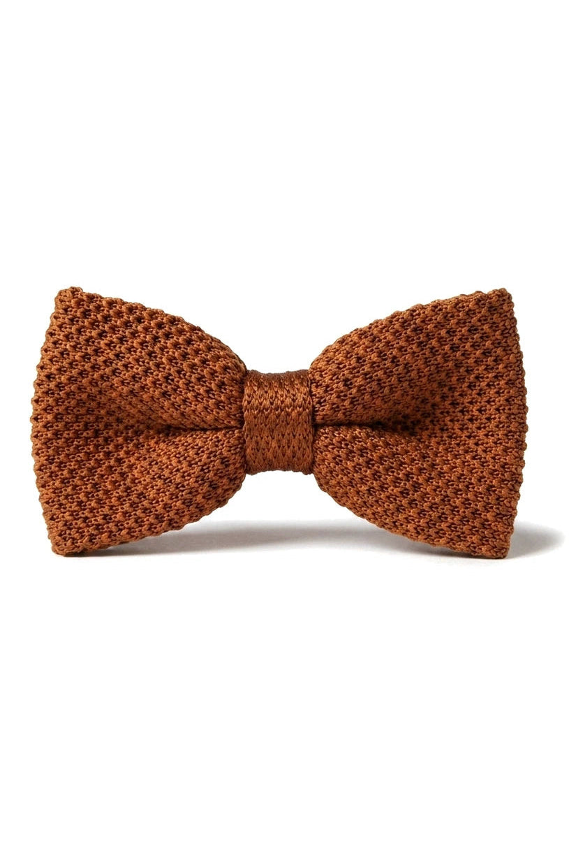 Nœud papillon tricoté