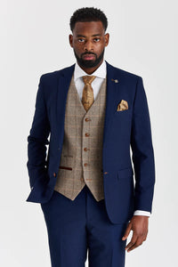 Costume Mayfair bleu marine texturé avec gilet contrastant en tweed Harris marron