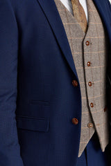 Costume Mayfair bleu marine texturé avec gilet contrastant en tweed Harris marron