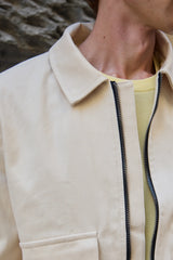 Veste bomber utilitaire beige pour homme, légère, matelassée et zippée