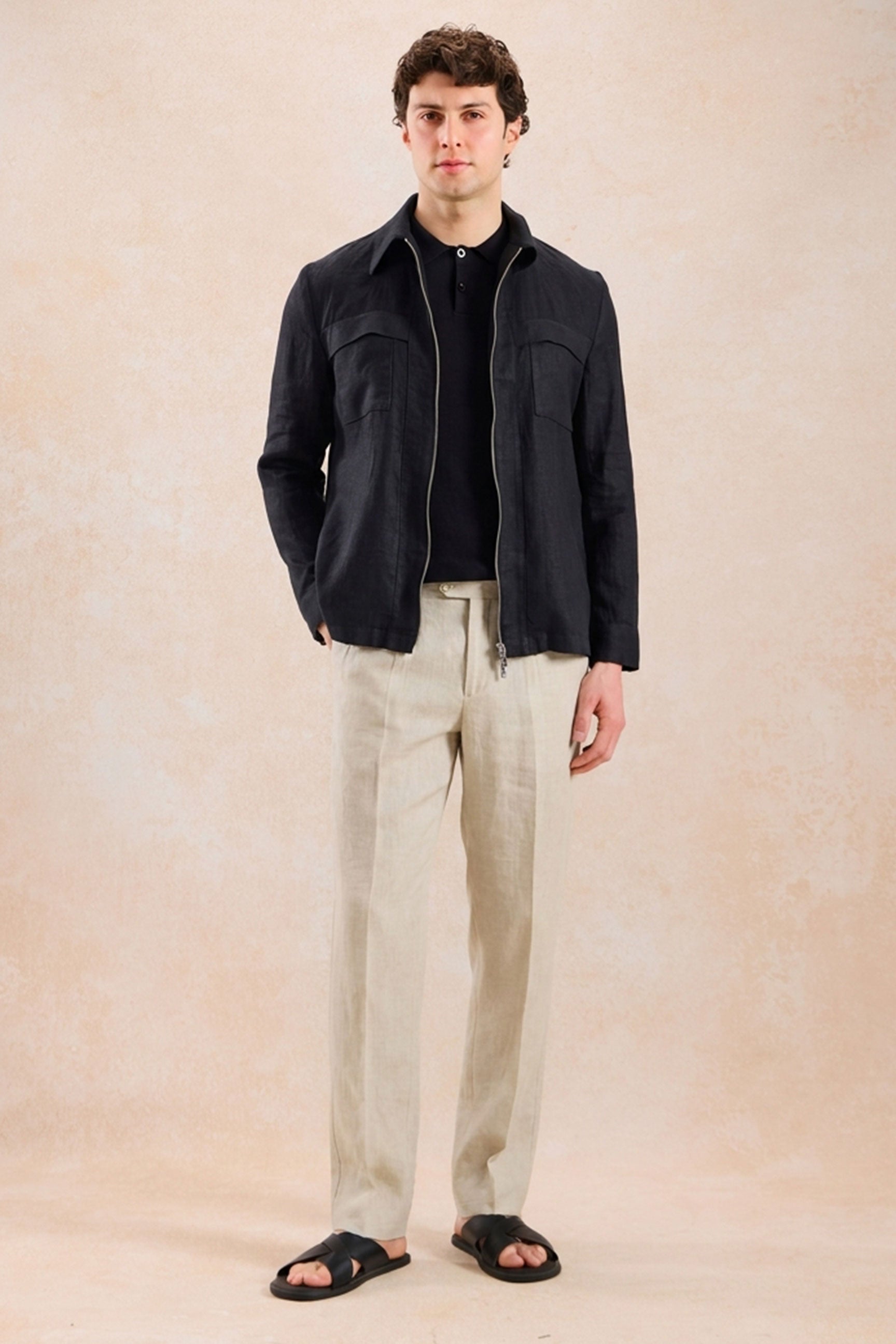 Ensemble veste en lin noir zippée et pantalon beige pour homme, tenue d'été élégante et décontractée