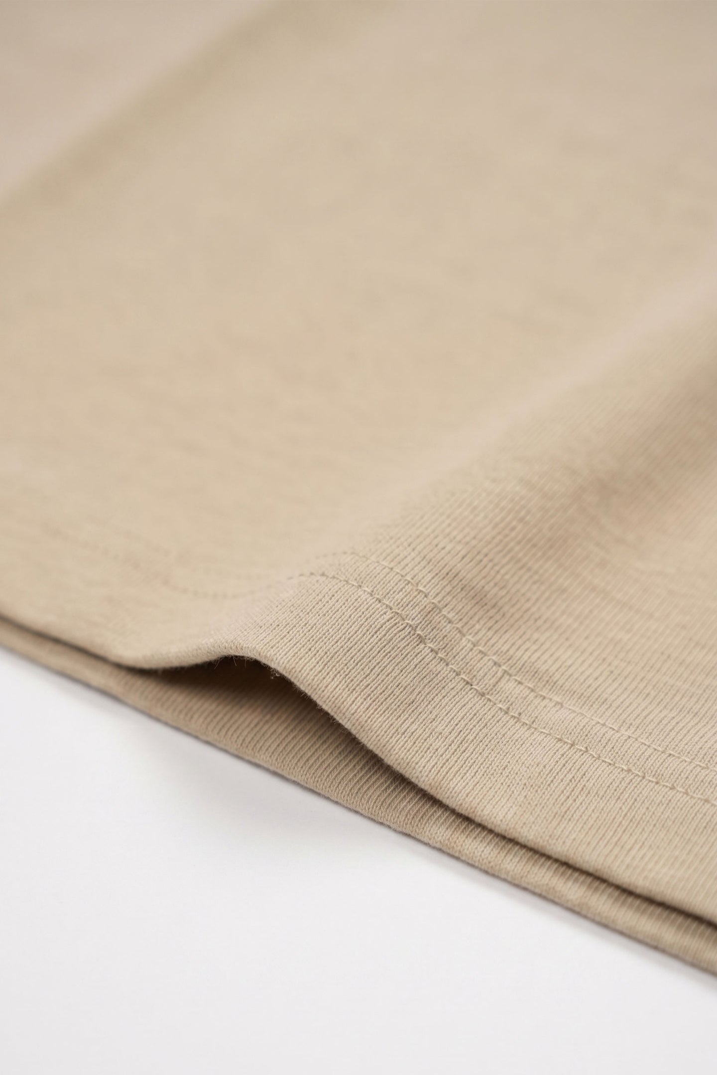 T-shirt classique en coton marron pour homme