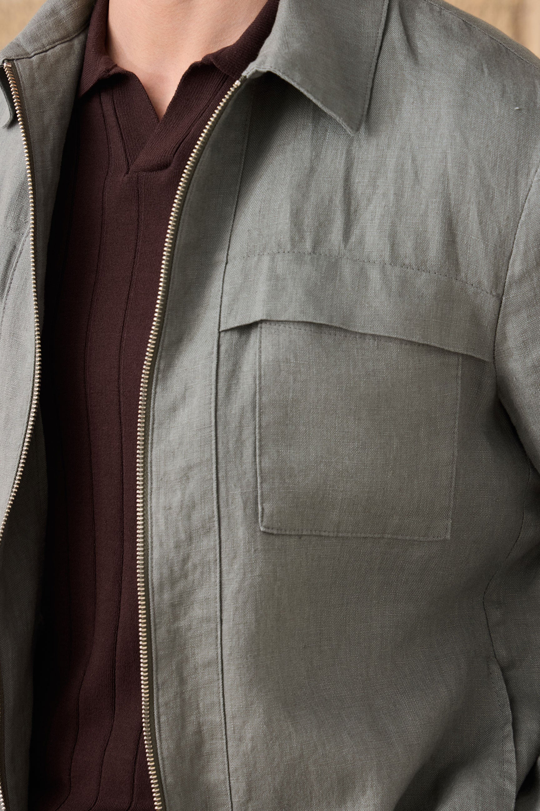 Ensemble veste en lin vert sauge zippée et pantalon beige pour homme, tenue d'été élégante et décontractée