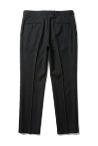 Pantalon de smoking noir pour homme, rayures satinées, idéal pour mariage ou bal de promo.