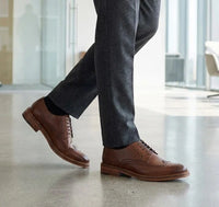Chaussures habillées brogues en cuir marron pour hommes
