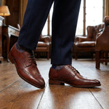 Chaussures brogues classiques à lacets en cuir bordeaux pour hommes