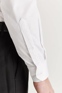 Chemise habillée classique pour homme, à poignets mousquetaires et col italien - Blanche