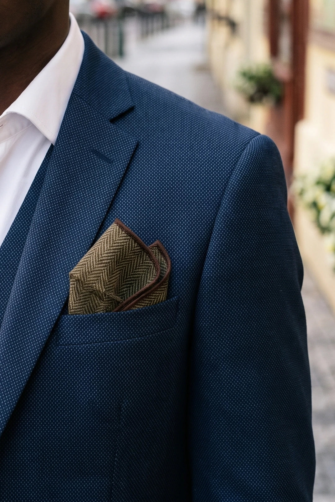 Pochette de costume pour homme en tweed marron foncé mélangé laine