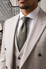 Cravate fine vert foncé pour homme