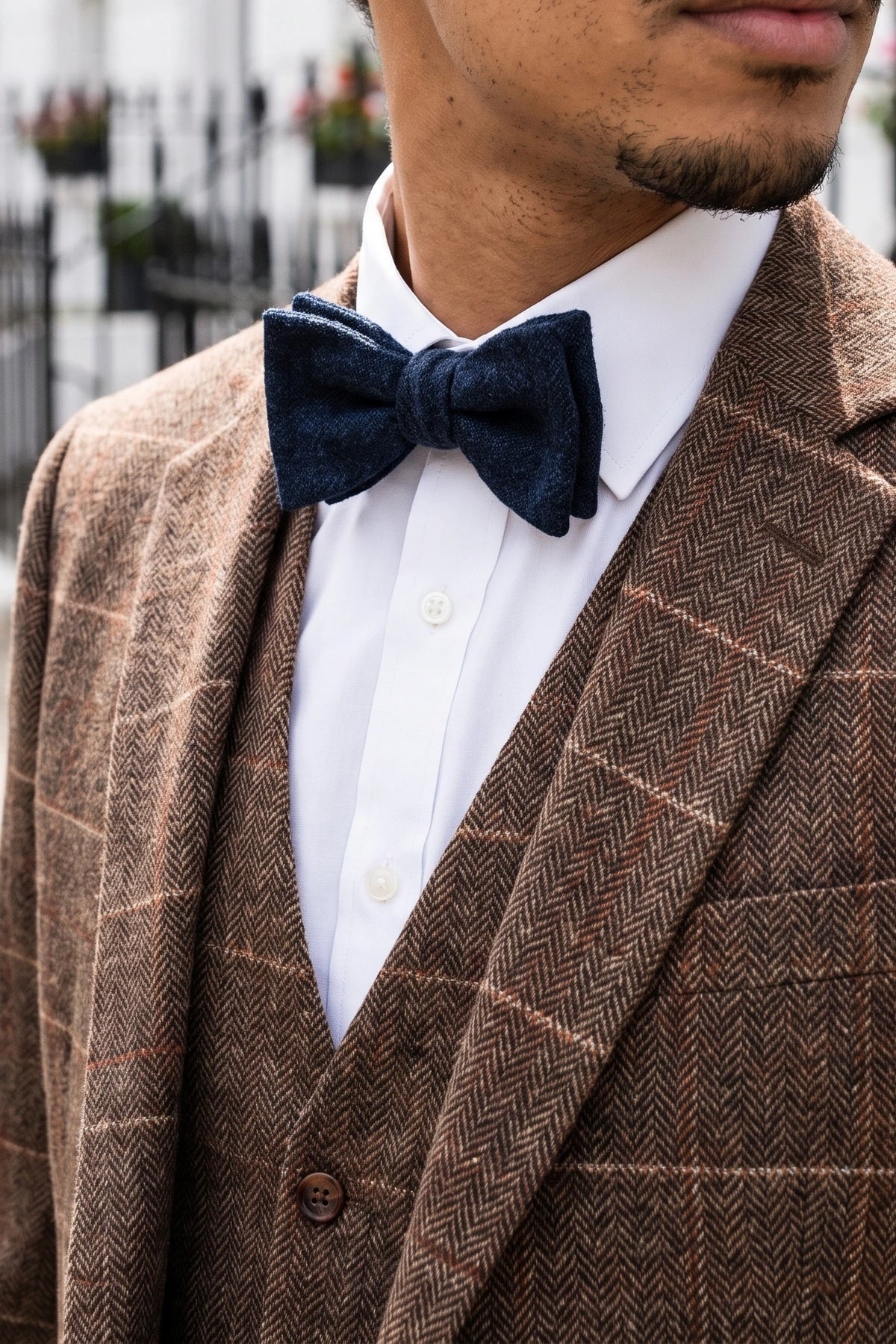 Nœud papillon en flanelle de laine bleu marine foncé pour homme