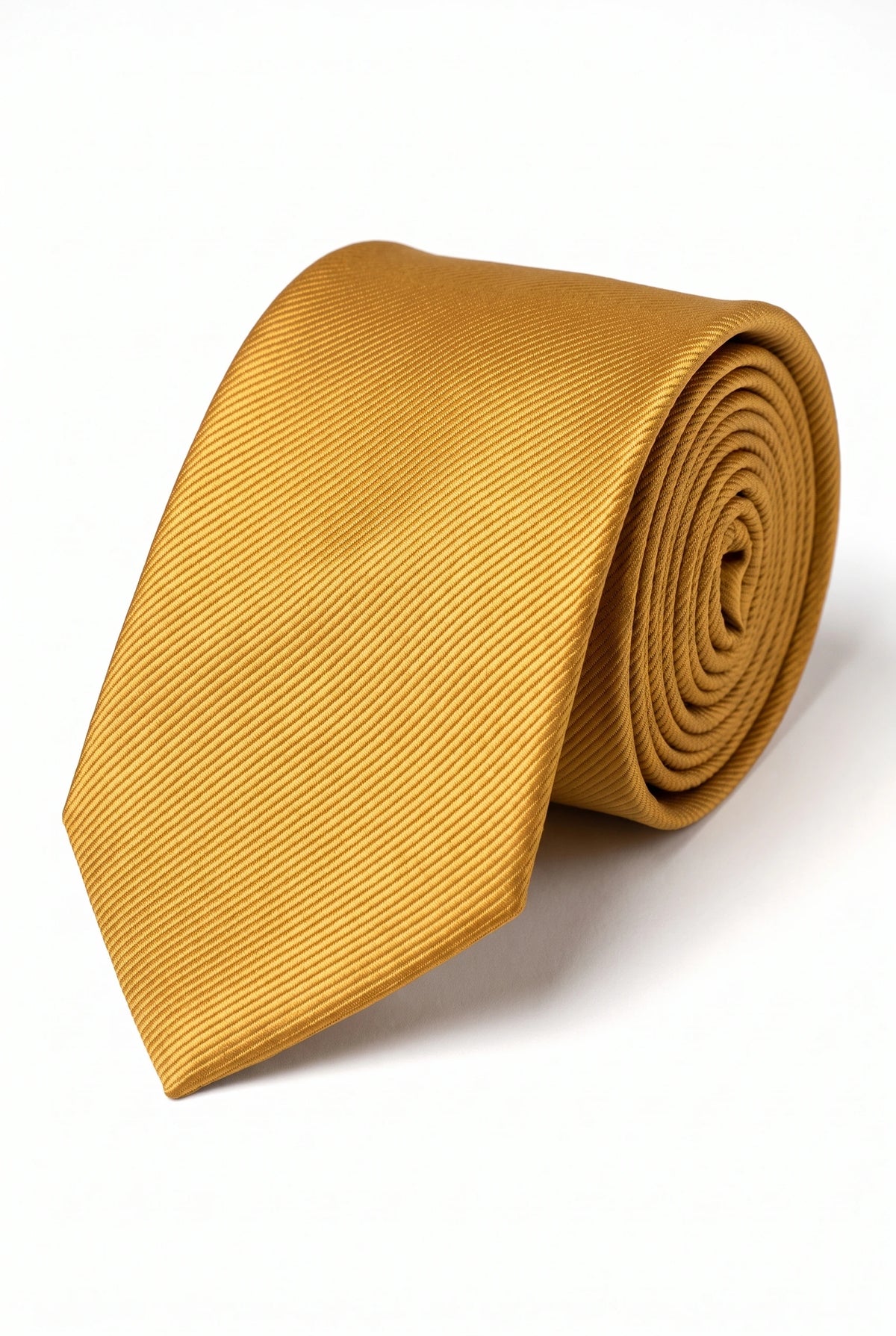 Cravate fine dorée unie pour homme