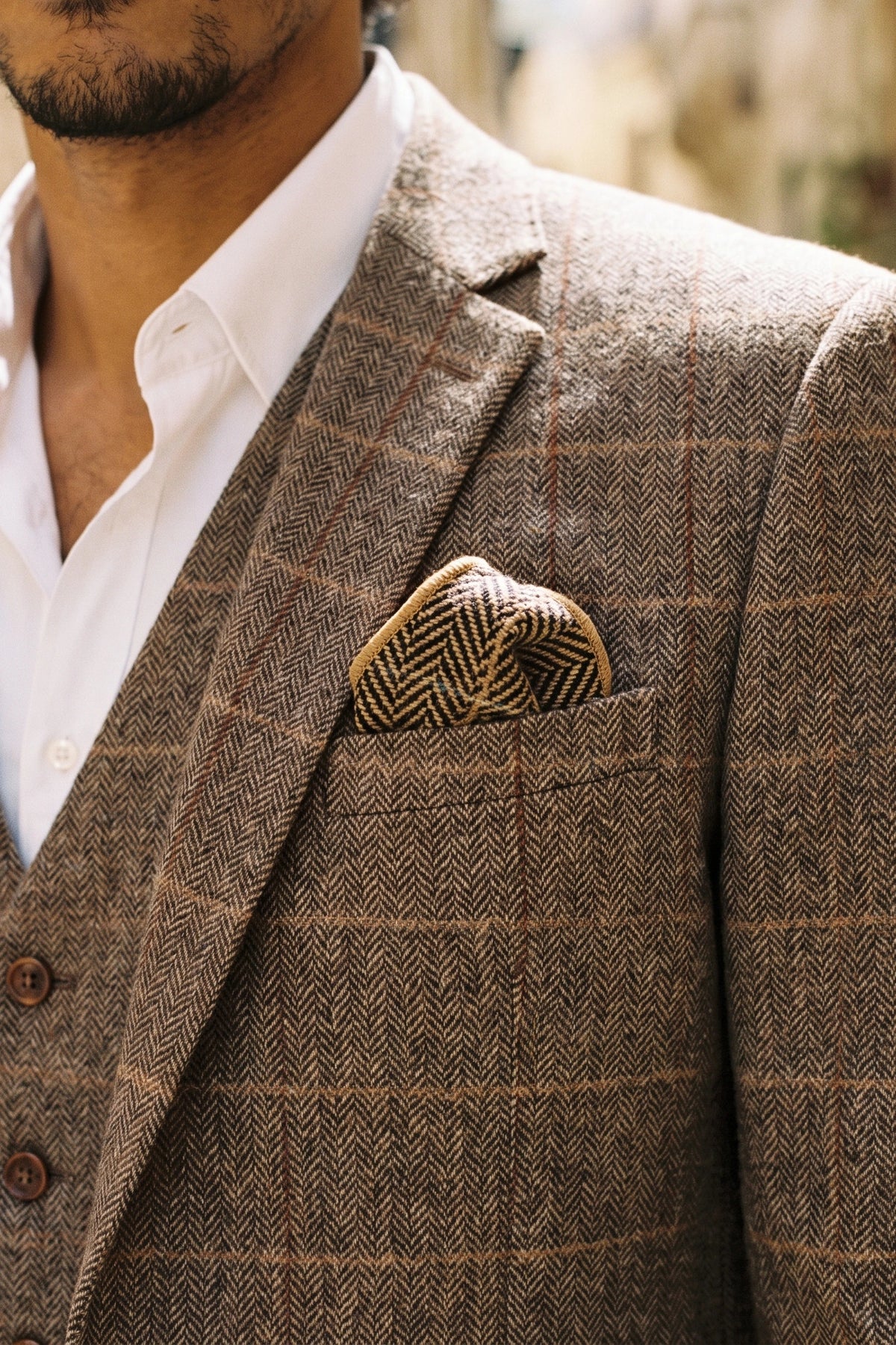 Pochette de costume pour homme en tweed doré mélangé laine