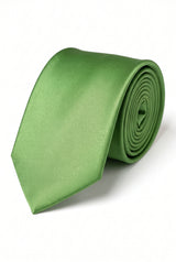 Ensemble cravate verte pour homme avec pochette et boutons de manchette assortis