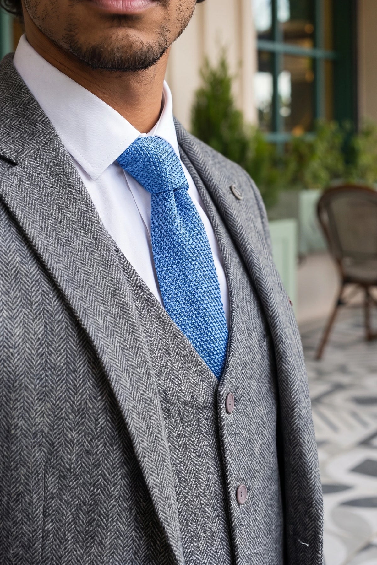 Cravate tricotée bleu clair pour homme