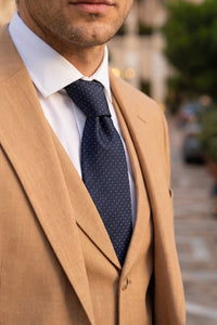 Cravate à carreaux bleu marine pour homme