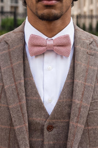 Nœud papillon rose tricoté pour homme