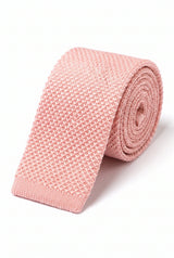 Cravate rose tricotée pour homme avec extrémités carrées plates