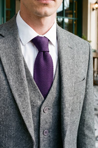 Cravate tricotée violette pour homme