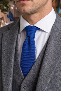 Cravate tricotée bleu roi pour homme