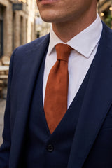 Cravate pour homme en daim rouille