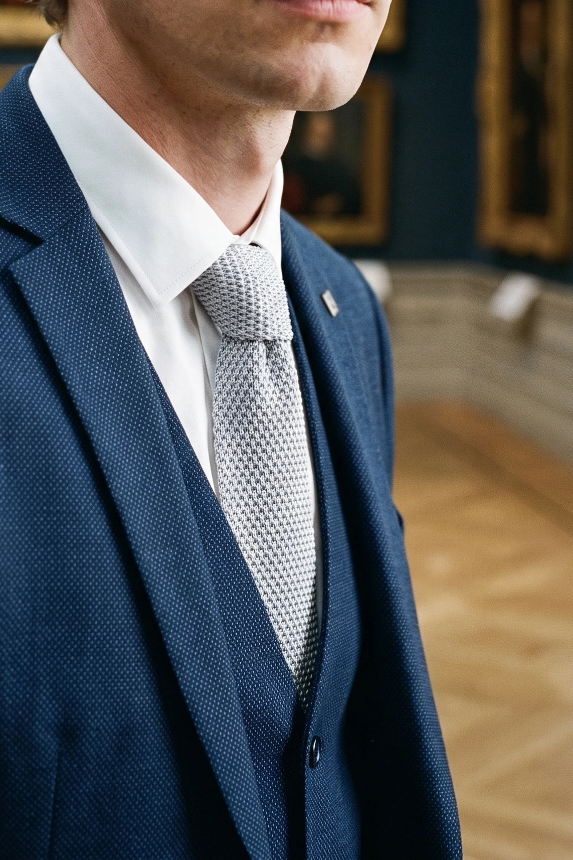 Cravate argentée pour homme en polyester tricoté