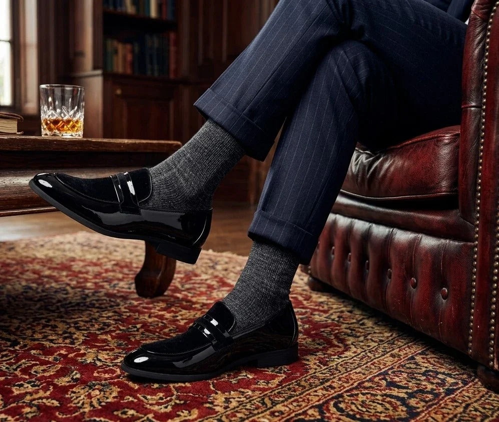 Mocassins pour hommes en cuir végétalien à enfiler, ornés de velours et vernis