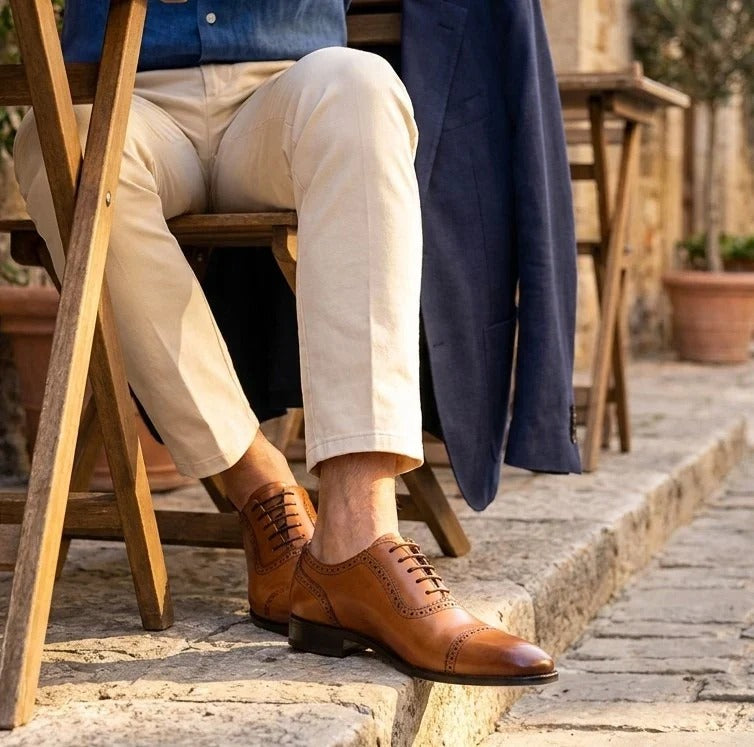 Chaussures Oxford à bout rapporté en cuir marron clair pour hommes