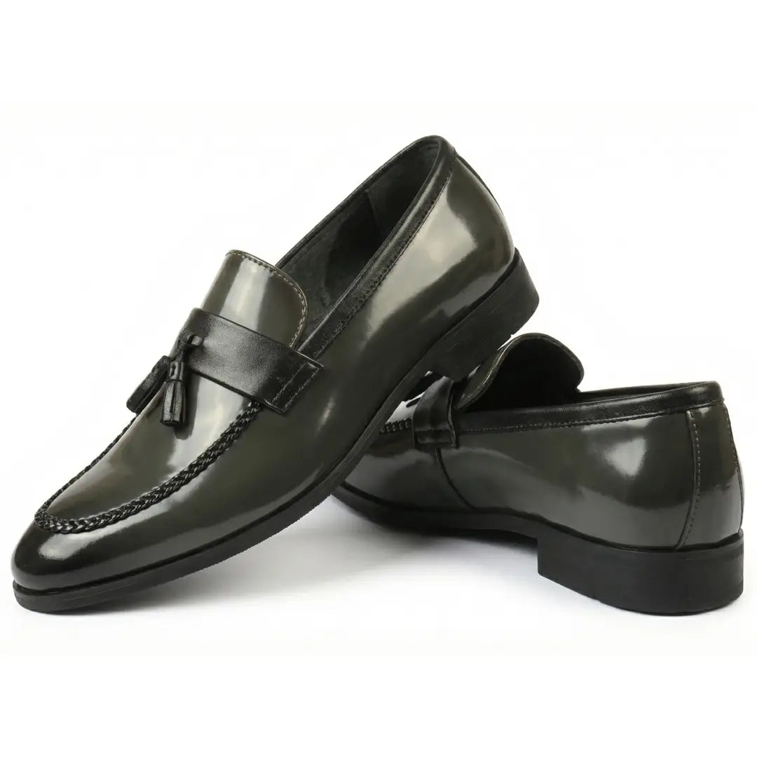 Mocassins à enfiler pour hommes, à pampilles et finition brillante